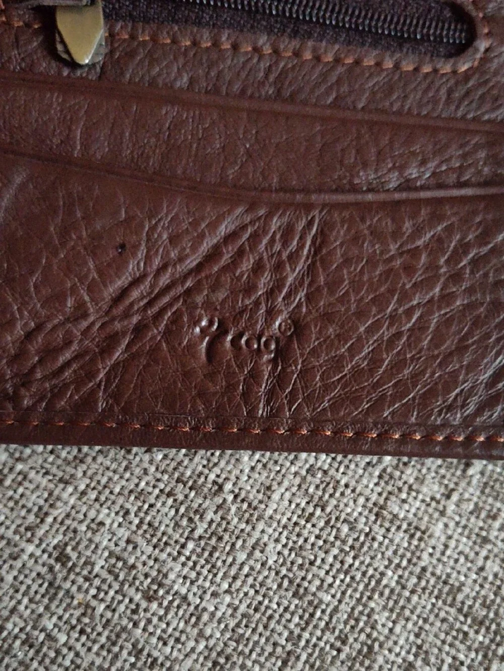 Witness Gear Brown Leather Bifold Card & Key Holder Wallet With Golden Message